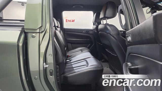 KG Mobility (SsangYong) Rexton Sports Khan Diesel 2.2 2WD Prestige 2023 — фото 11