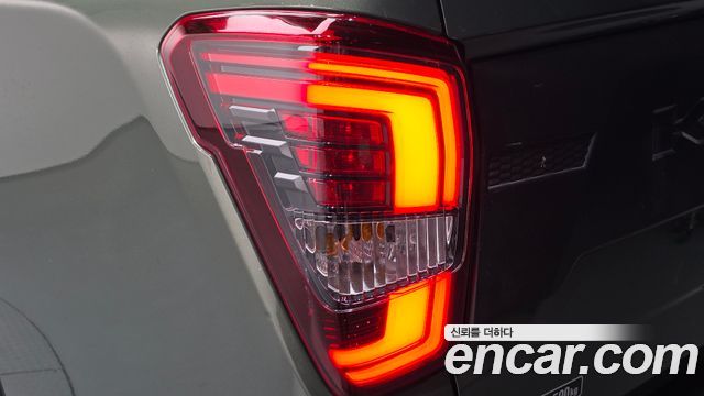 KG Mobility (SsangYong) Rexton Sports Khan Diesel 2.2 2WD Prestige 2023 — фото 23