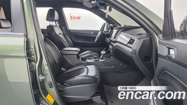 KG Mobility (SsangYong) Rexton Sports Khan Diesel 2.2 2WD Prestige 2023 — фото 26