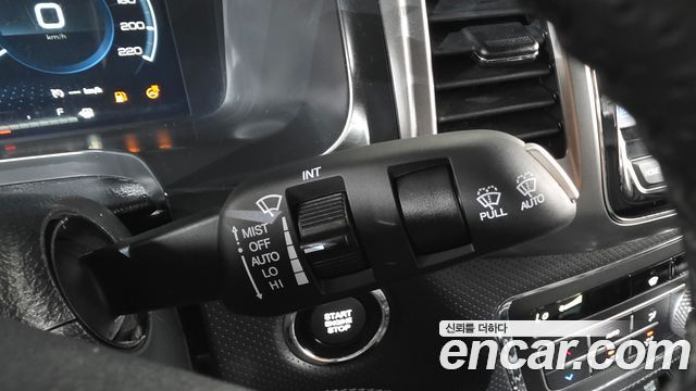 KG Mobility (SsangYong) Rexton Sports Khan Diesel 2.2 2WD Prestige 2023 — фото 28