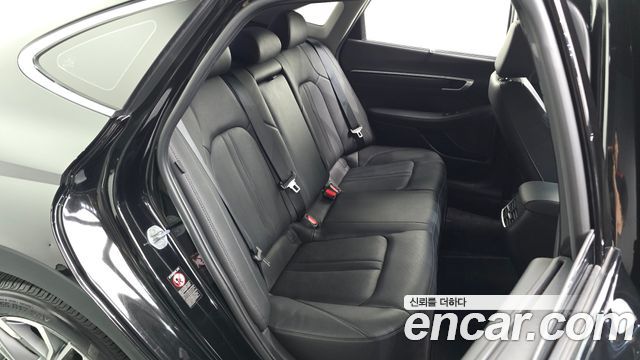 Hyundai Sonata (DN8) 2.0 Premium Plus 2022 — фото 16