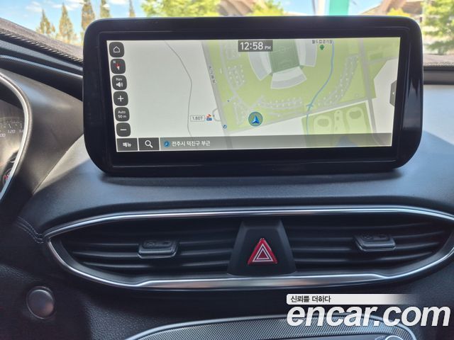 Hyundai Santa Fe Diesel 2.2 2WD Premium 2021 — фото 15