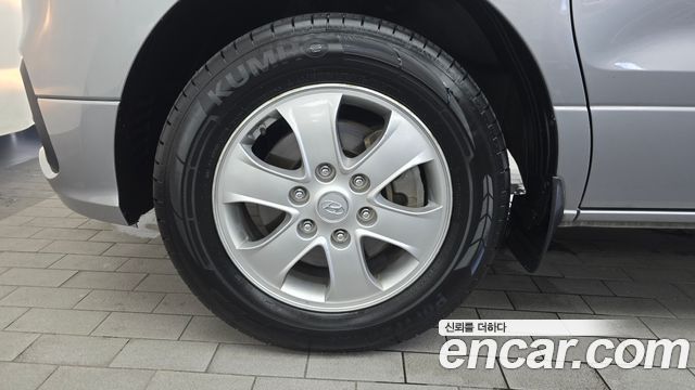 Hyundai Grand Starex 4WD Wagon 11-Seater Modern 2019 — фото 5