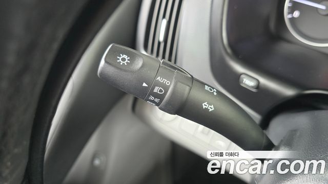 Hyundai Grand Starex 4WD Wagon 11-Seater Modern 2019 — фото 19