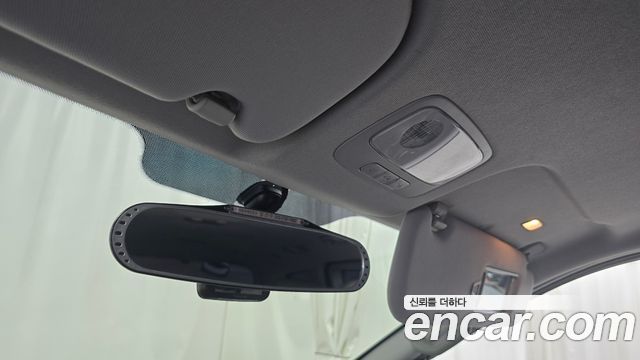 Hyundai Grand Starex 4WD Wagon 11-Seater Modern 2019 — фото 20