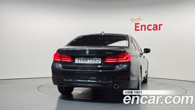 BMW 5 Series (G30) 520i Luxury 2020 — фото 4