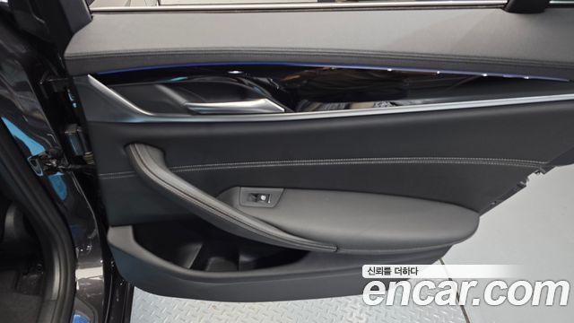 BMW 5 Series (G30) 520i Luxury 2020 — фото 25