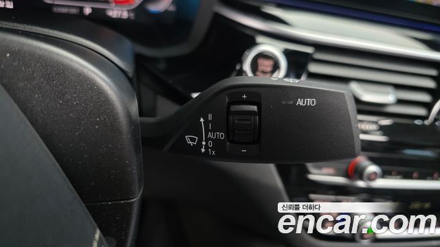 BMW 5 Series (G30) 520i Luxury 2020 — фото 30