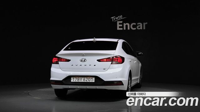 Hyundai Avante (AD) 1.6 Style 2020 — фото 4