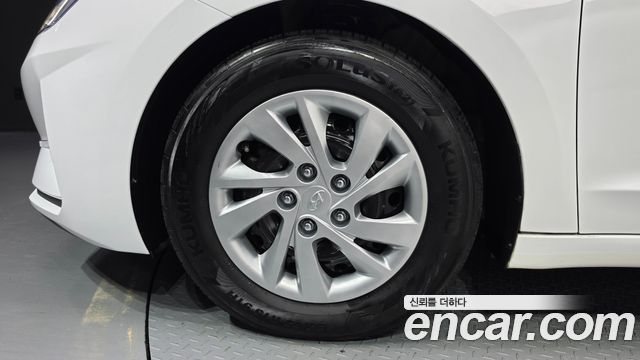 Hyundai Avante (AD) 1.6 Style 2020 — фото 5