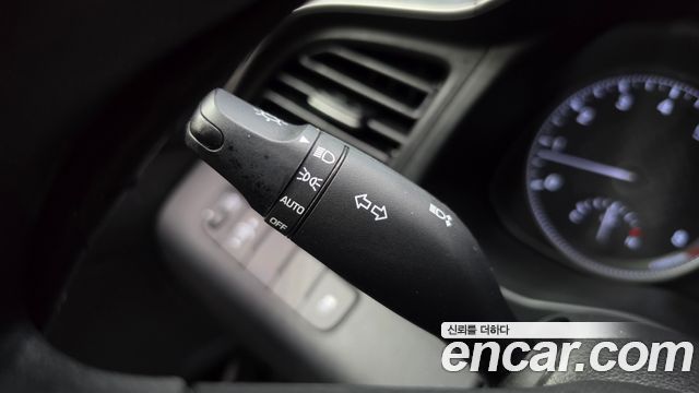 Hyundai Avante (AD) 1.6 Style 2020 — фото 18