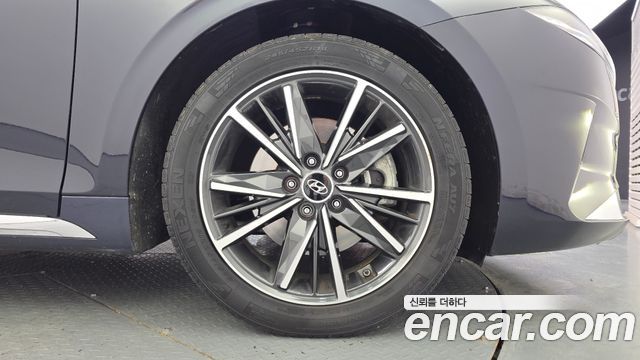 Hyundai Grandeur (IG) 2.5 Premium Choice 2020 — фото 21