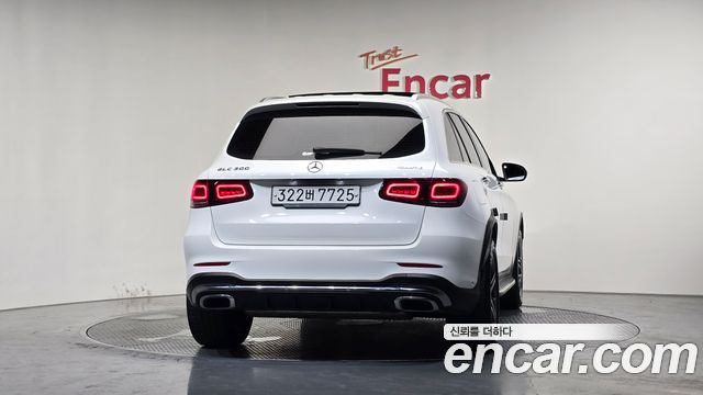 Mercedes-Benz GLC-Class (X253) GLC300 4MATIC Premium 2020 — фото 4