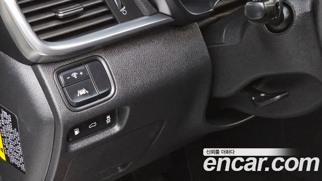 Kia K5 (II) 2.0 Prestige 2019 — фото 14