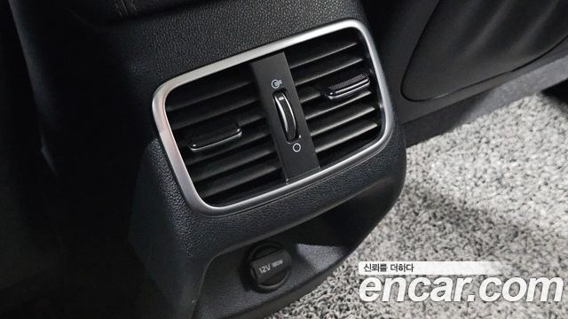 Kia K5 (II) 2.0 Prestige 2019 — фото 30