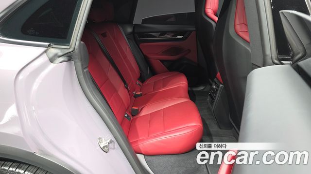 Porsche Macan EV Base 4 2025 — фото 12