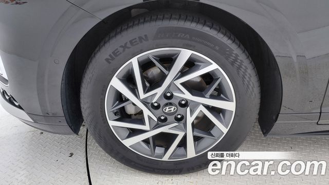Hyundai Grandeur (GN7) 2,5 Gasoline 2WD Exclusive 2023 — фото 5