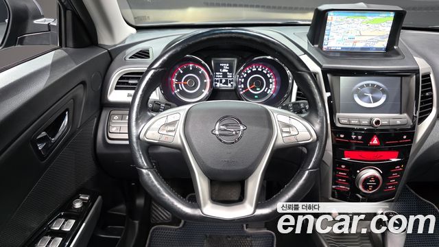 KG Mobility (SsangYong) Tivoli Diesel LX 2WD 2016 — фото 12
