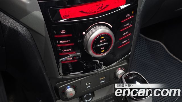 KG Mobility (SsangYong) Tivoli Diesel LX 2WD 2016 — фото 18