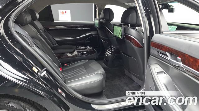 Genesis EQ900 3.3 T-GDI AWD Prestige 2016 — фото 12