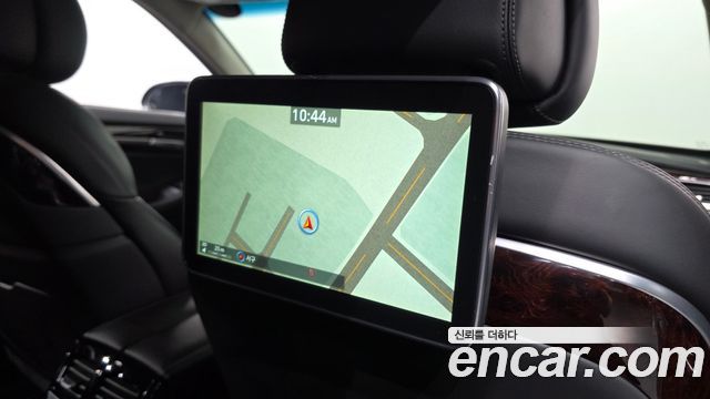 Genesis EQ900 3.3 T-GDI AWD Prestige 2016 — фото 20