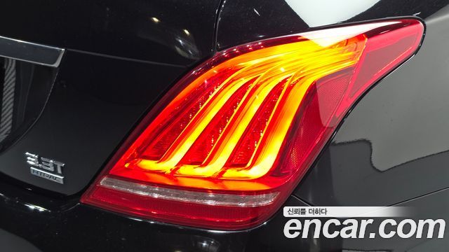 Genesis EQ900 3.3 T-GDI AWD Prestige 2016 — фото 23