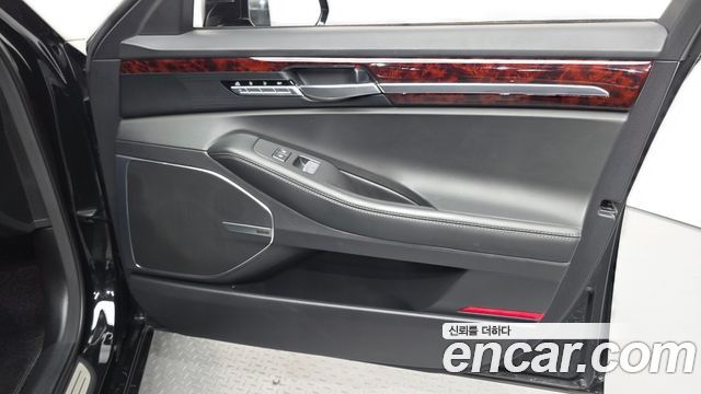 Genesis EQ900 3.3 T-GDI AWD Prestige 2016 — фото 24