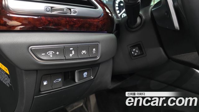 Genesis EQ900 3.3 T-GDI AWD Prestige 2016 — фото 27