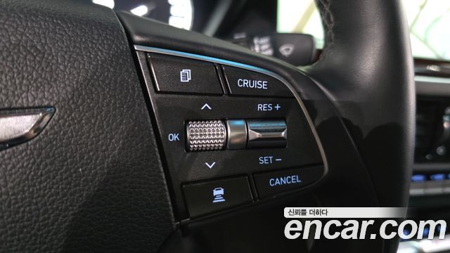 Genesis EQ900 3.3 T-GDI AWD Prestige 2016 — фото 31