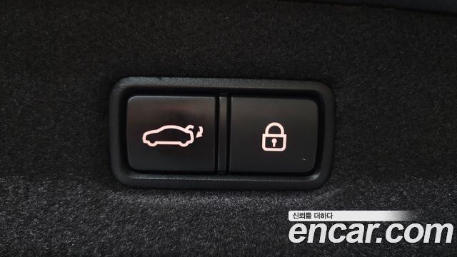 Genesis EQ900 3.3 T-GDI AWD Prestige 2016 — фото 41