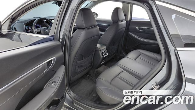 Hyundai Sonata Hybrid (DN8) Premium Plus 2023 — фото 12