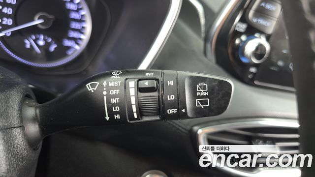 Hyundai Santa Fe (TM) Diesel 2,0 4WD Premium 2019 — фото 19