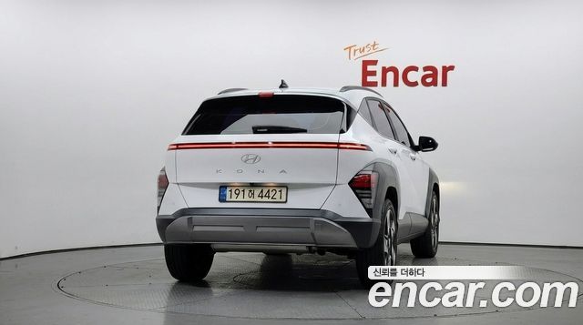 Hyundai Kona (SX2) Gasoline 1.6 Turbo 2WD Premium 2023 — фото 4