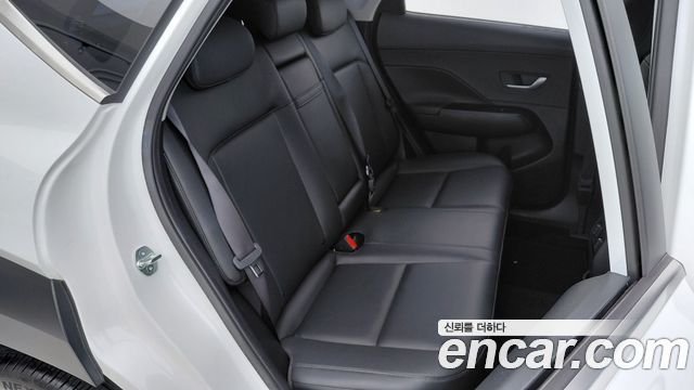 Hyundai Kona (SX2) Gasoline 1.6 Turbo 2WD Premium 2023 — фото 11