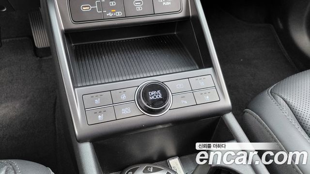 Hyundai Kona (SX2) Gasoline 1.6 Turbo 2WD Premium 2023 — фото 17