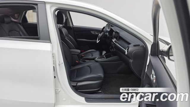 Kia K3 Prestige 2021 — фото 11