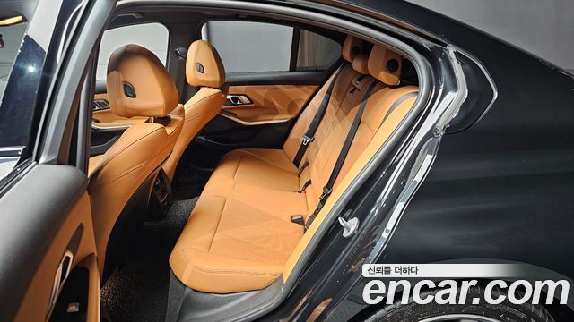 BMW 3 Series (G20) 320i M Sport 2024 — фото 11