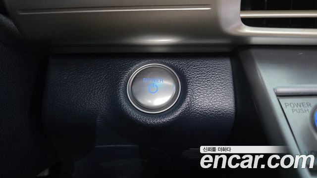 Hyundai Nexo Premium 2023 — фото 28