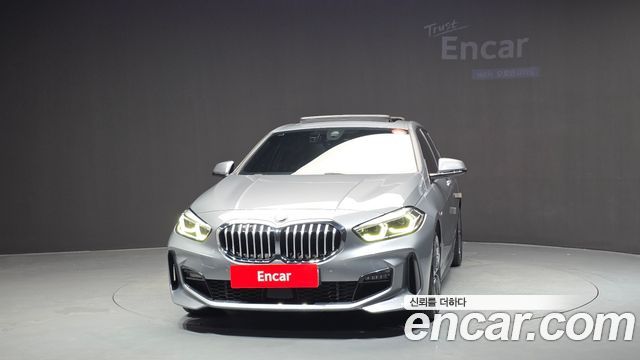 BMW 1 Series (F40) 120i M Sports 2023 — фото 3