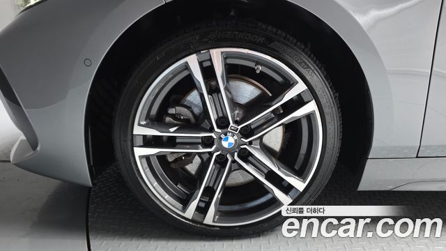 BMW 1 Series (F40) 120i M Sports 2023 — фото 5