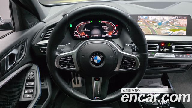 BMW 1 Series (F40) 120i M Sports 2023 — фото 14