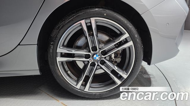 BMW 1 Series (F40) 120i M Sports 2023 — фото 21
