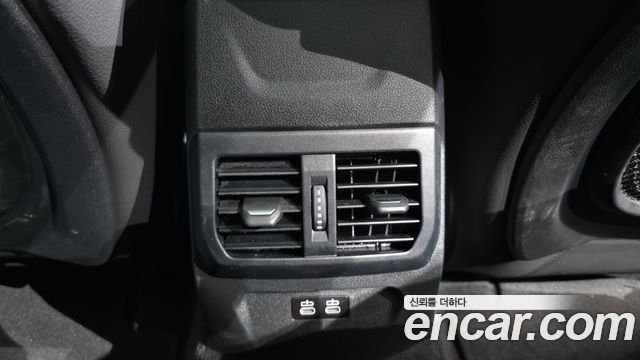 BMW 1 Series (F40) 120i M Sports 2023 — фото 32