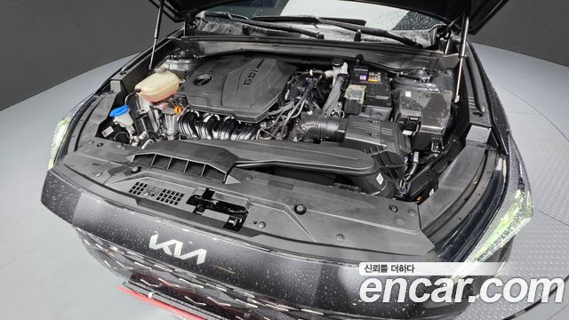 Kia K8 2.5 Gasoline 2WD Noblesse 2023 — фото 6