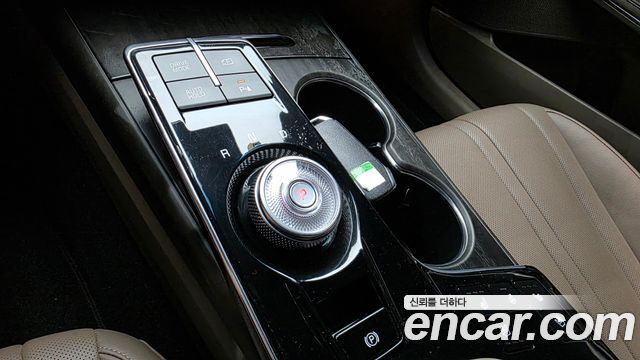 Kia K8 2.5 Gasoline 2WD Noblesse 2023 — фото 9