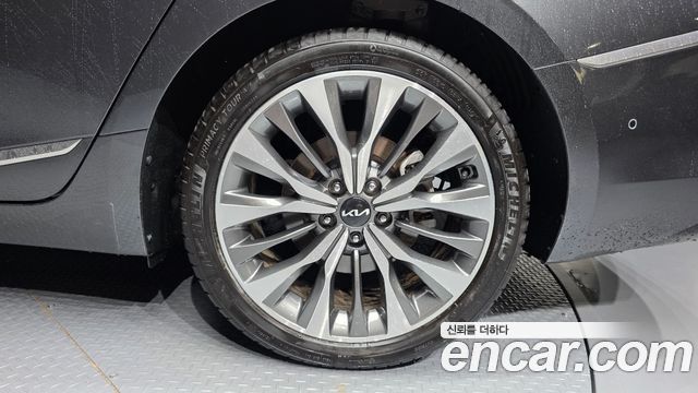 Kia K8 2.5 Gasoline 2WD Noblesse 2023 — фото 21