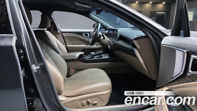 Kia K8 2.5 Gasoline 2WD Noblesse 2023 — фото 26