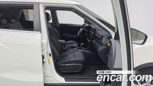 KG Mobility (SsangYong) Very New Tivoli Gasoline 1.5 2WD V1 2021 — фото 11