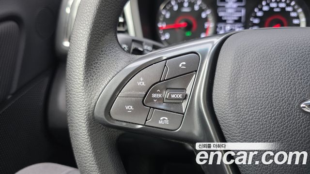 KG Mobility (SsangYong) Very New Tivoli Gasoline 1.5 2WD V1 2021 — фото 19