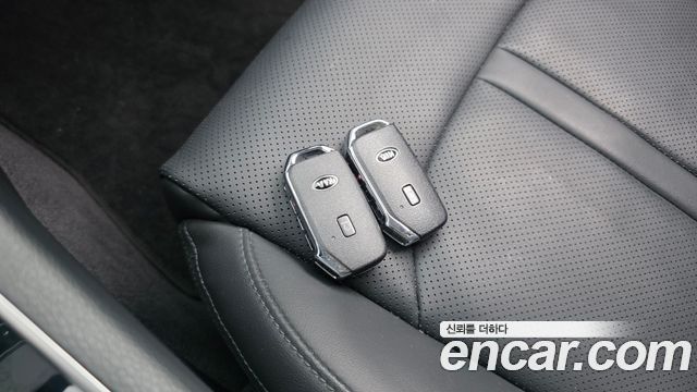Kia K5 (III) 2.0 Prestige 2021 — фото 19